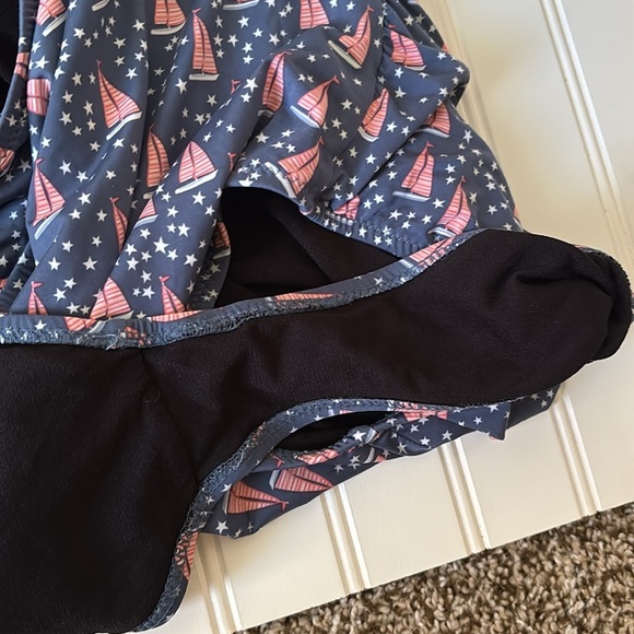 Garnet Hill | Women's Ruched Halter Sailboat Print One Piece Swimsuit Size 10 - Picture 8 of 8